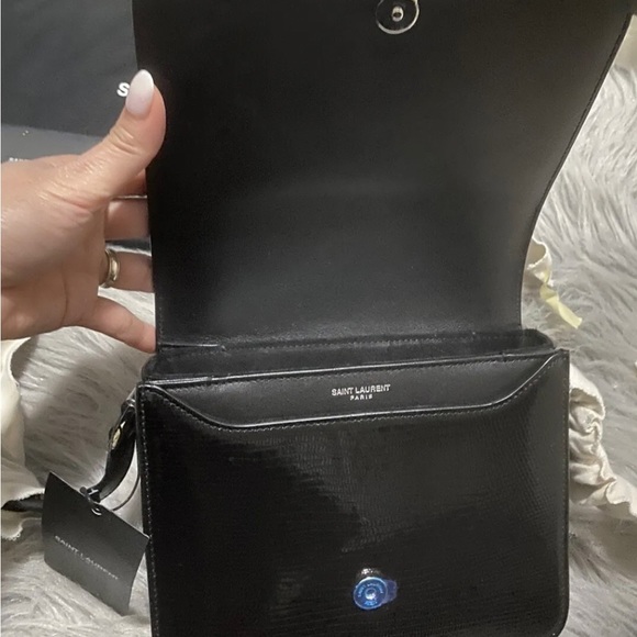 LE 61 LEATHER HANDBAG  Authentic of Saint Laurent ( Brand New) - Picture 9 of 14